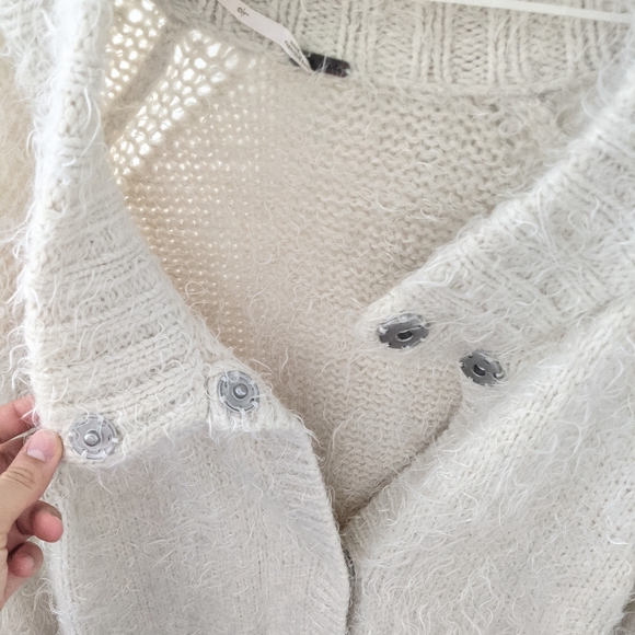 SOLD - Free People Fuzzy Chunky Cardigan - Size L - Picture 3 of 4